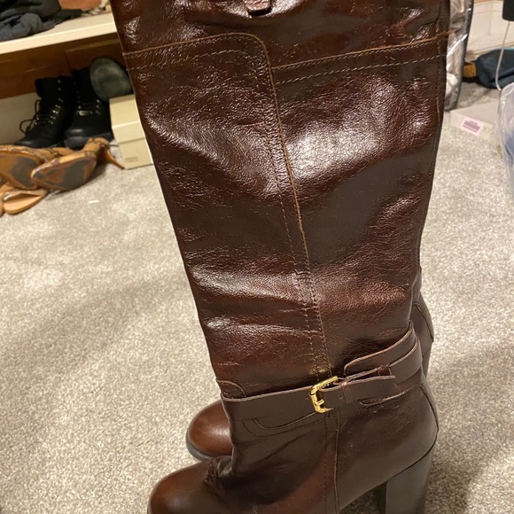 Boots - Picture 2 of 3